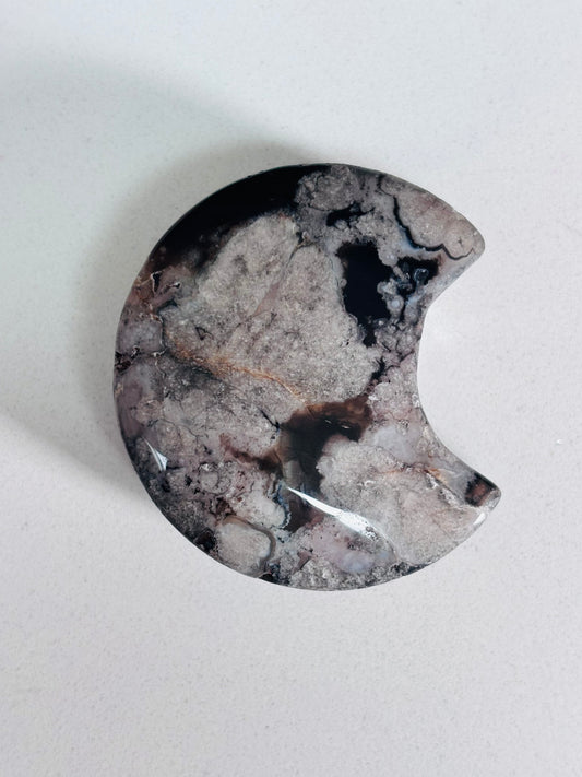 Black Flower Agate Heart